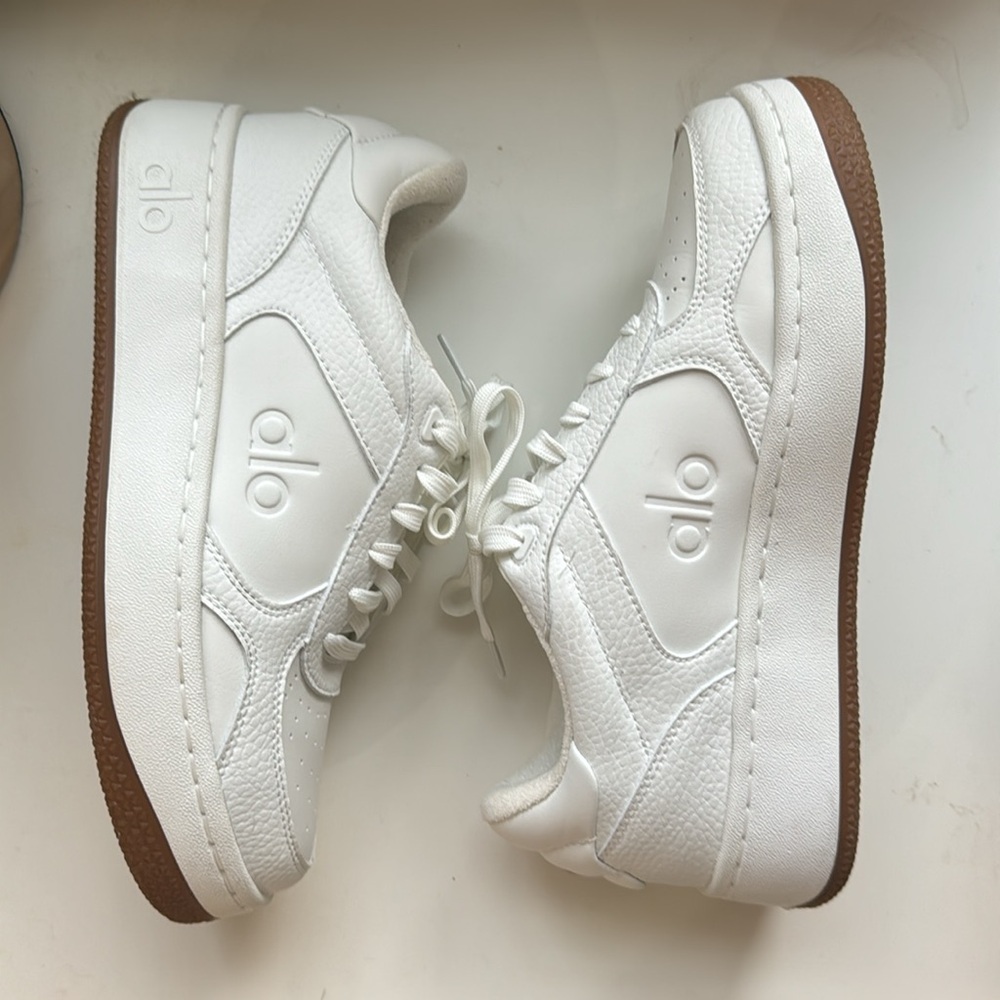 Alo Recovery Mode Sneaker